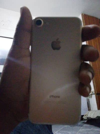 Apple iPhone 7