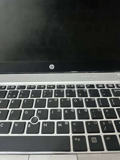 Hp folio 4 gb 128 gb