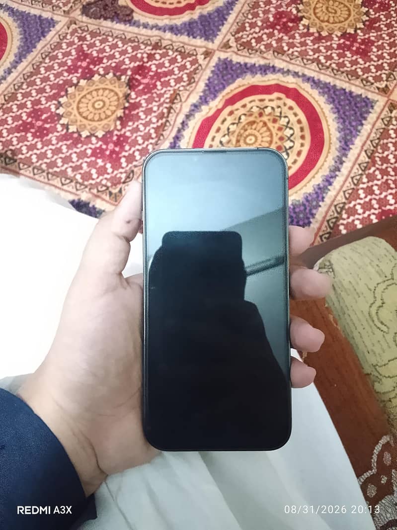 Apple iPhone 13 Pro 9