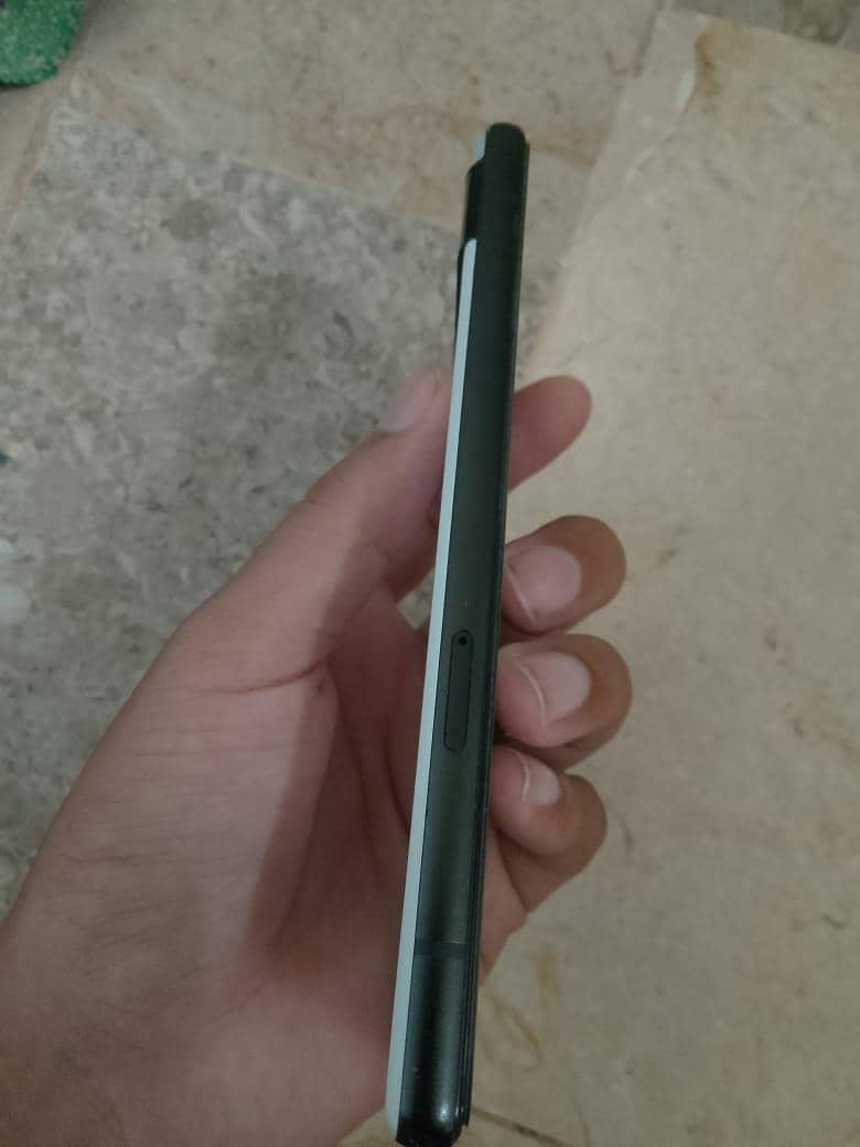 Google Pixel 6a 3