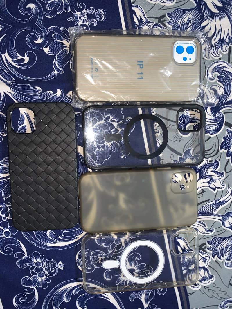 Apple iPhone 11 4