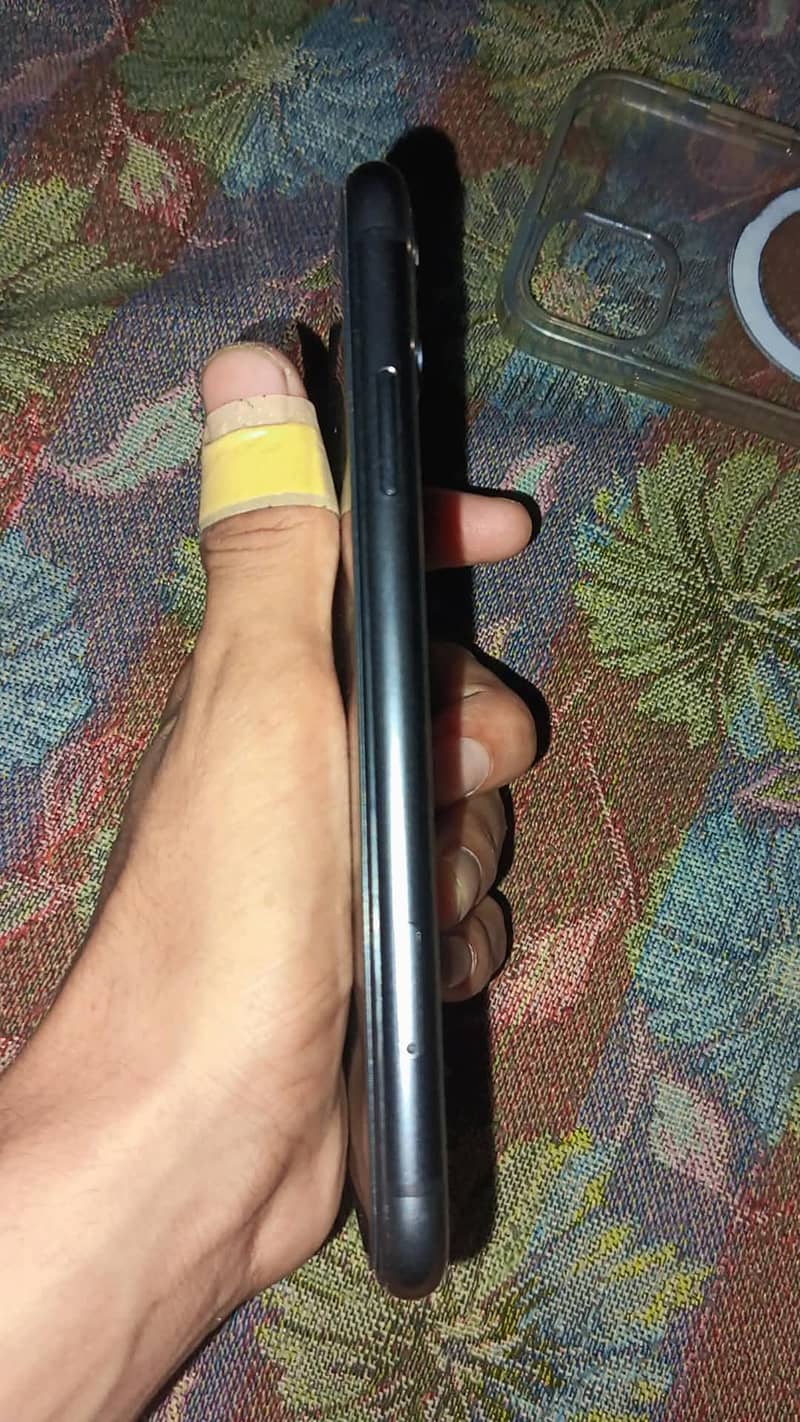 Apple iPhone 11 2