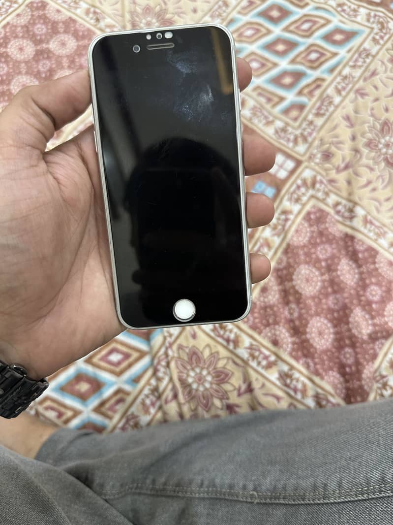 Apple iPhone 8 2