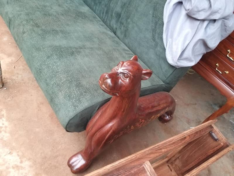 new sofa tiger 0