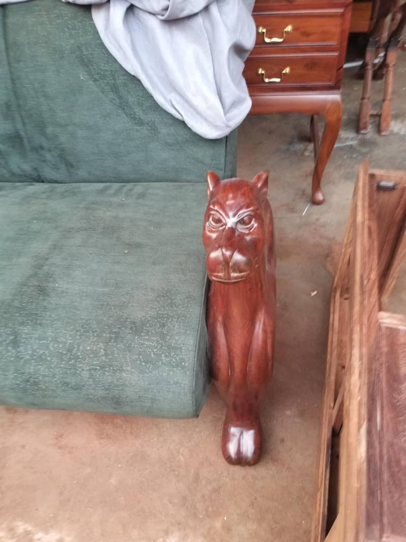 new sofa tiger 1