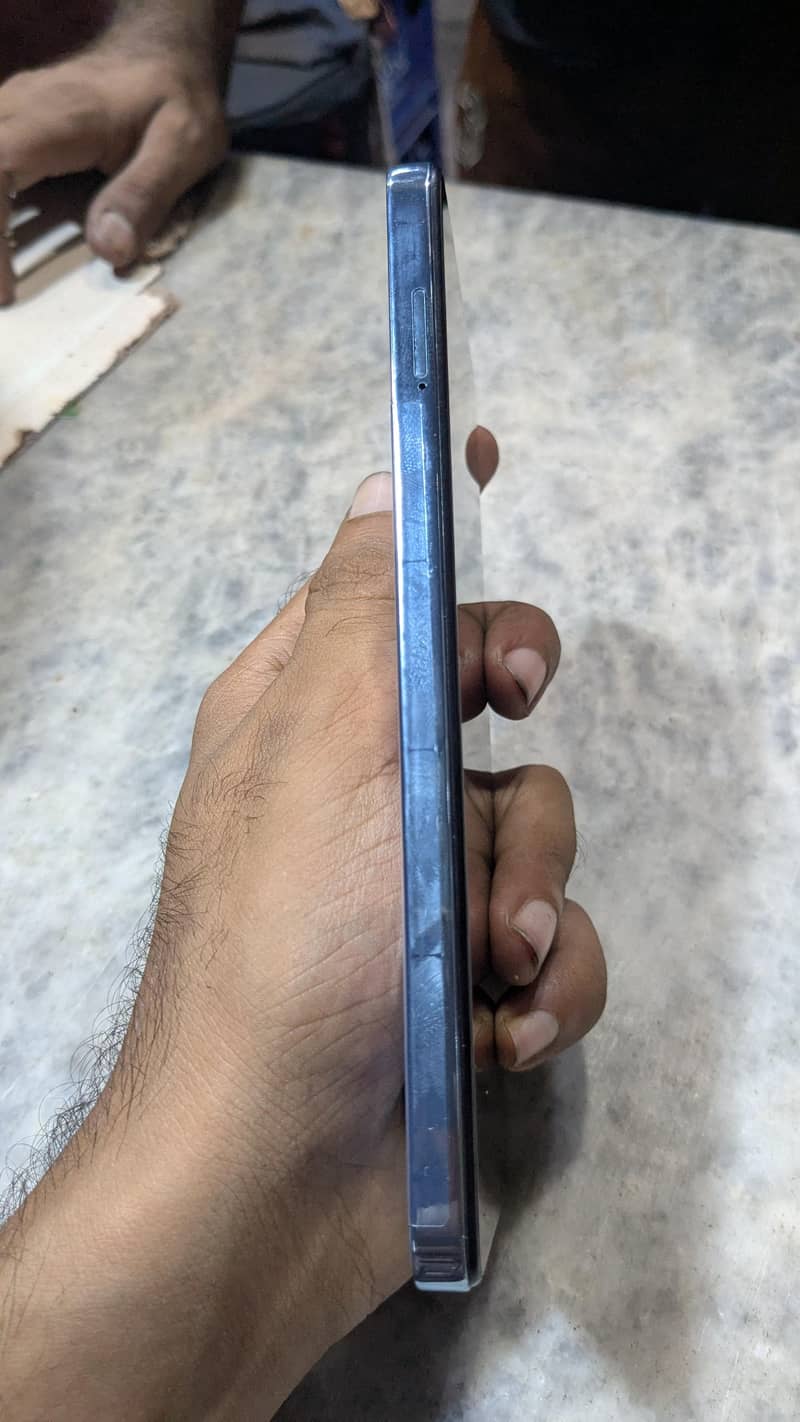 Infinix Note 30 5
