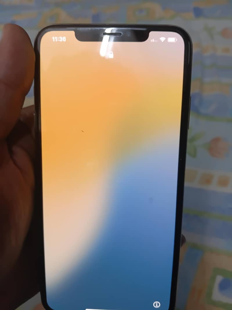 Apple iPhone XS Max 2