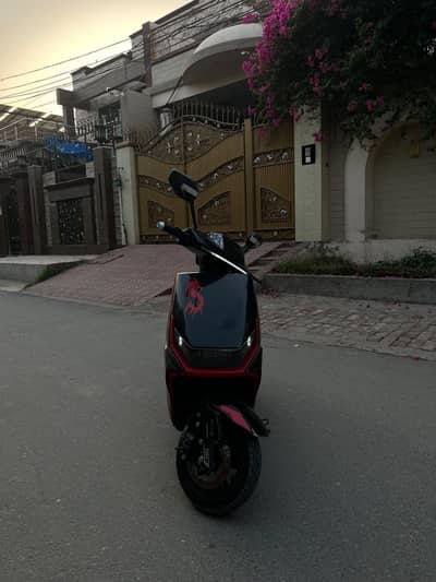 Evee gen-z 2026 bike leni hai issliye sale kr rha