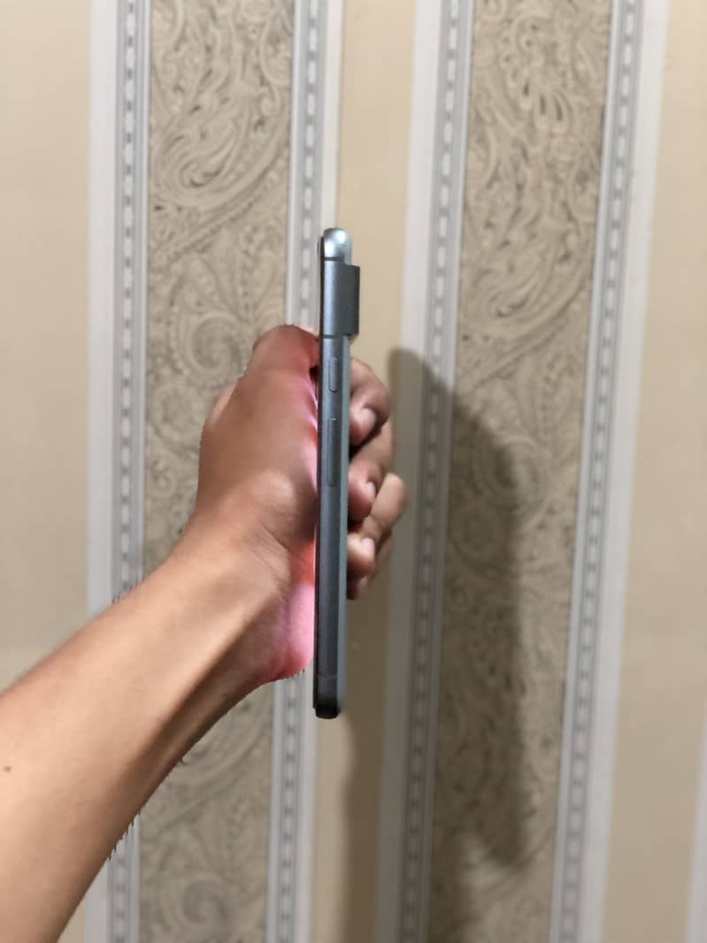 Google Pixel 8 0