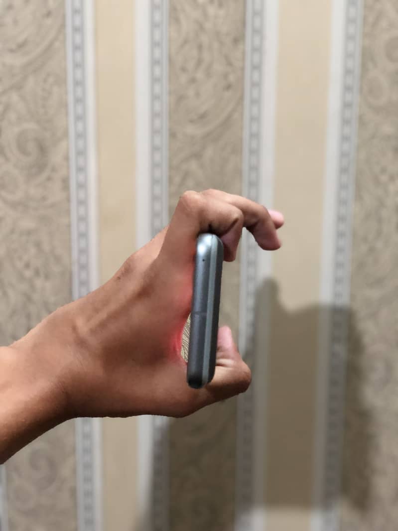 Google Pixel 8 3