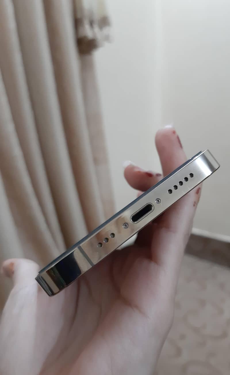 Apple iPhone 13 Pro 3