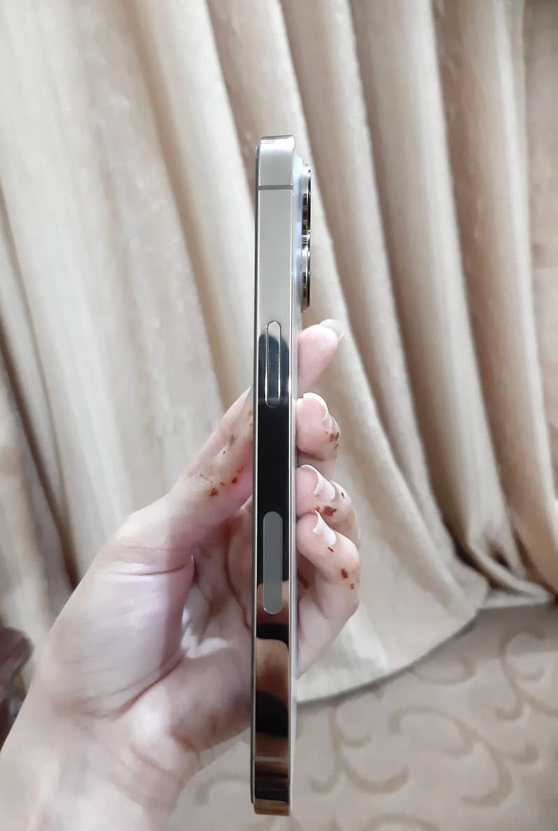 Apple iPhone 13 Pro 5