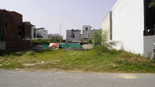DHA 9 TOWN BLOCK A PRIME LOCATION PLOT IN REASONABLE PRICE BEST OPTION IN TOWN.