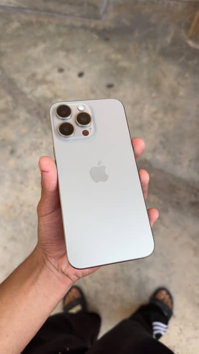 Apple iPhone 15 Pro Max