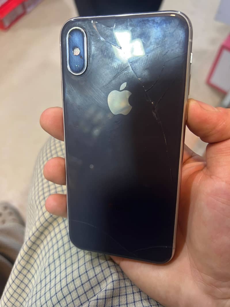 Apple iPhone X 5
