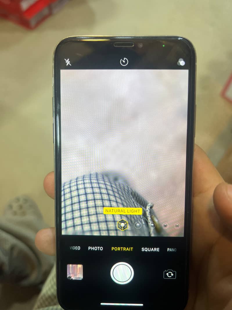 Apple iPhone X 6