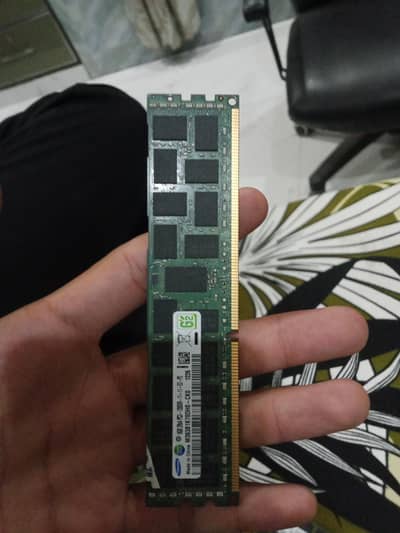 SAMSUNG 8 gb ram