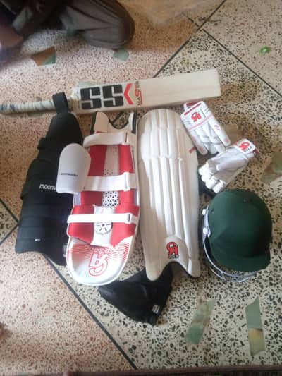 bat SS tie moonwalkr and all is CA