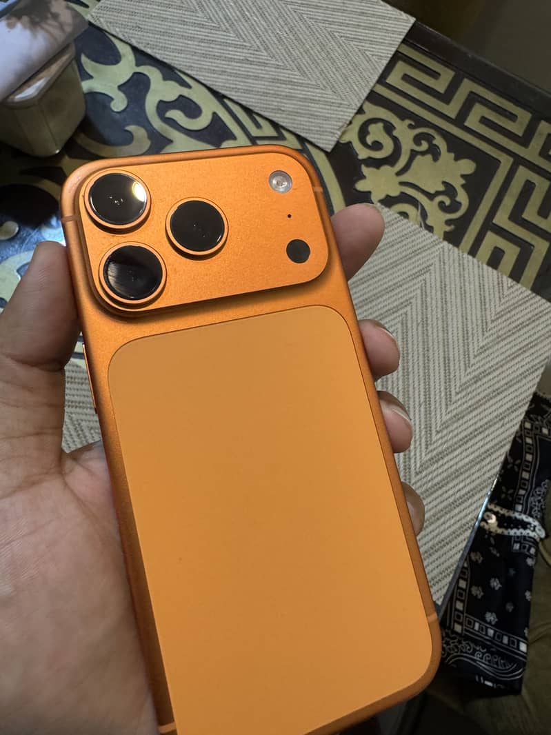 Apple iPhone 17 Pro 2