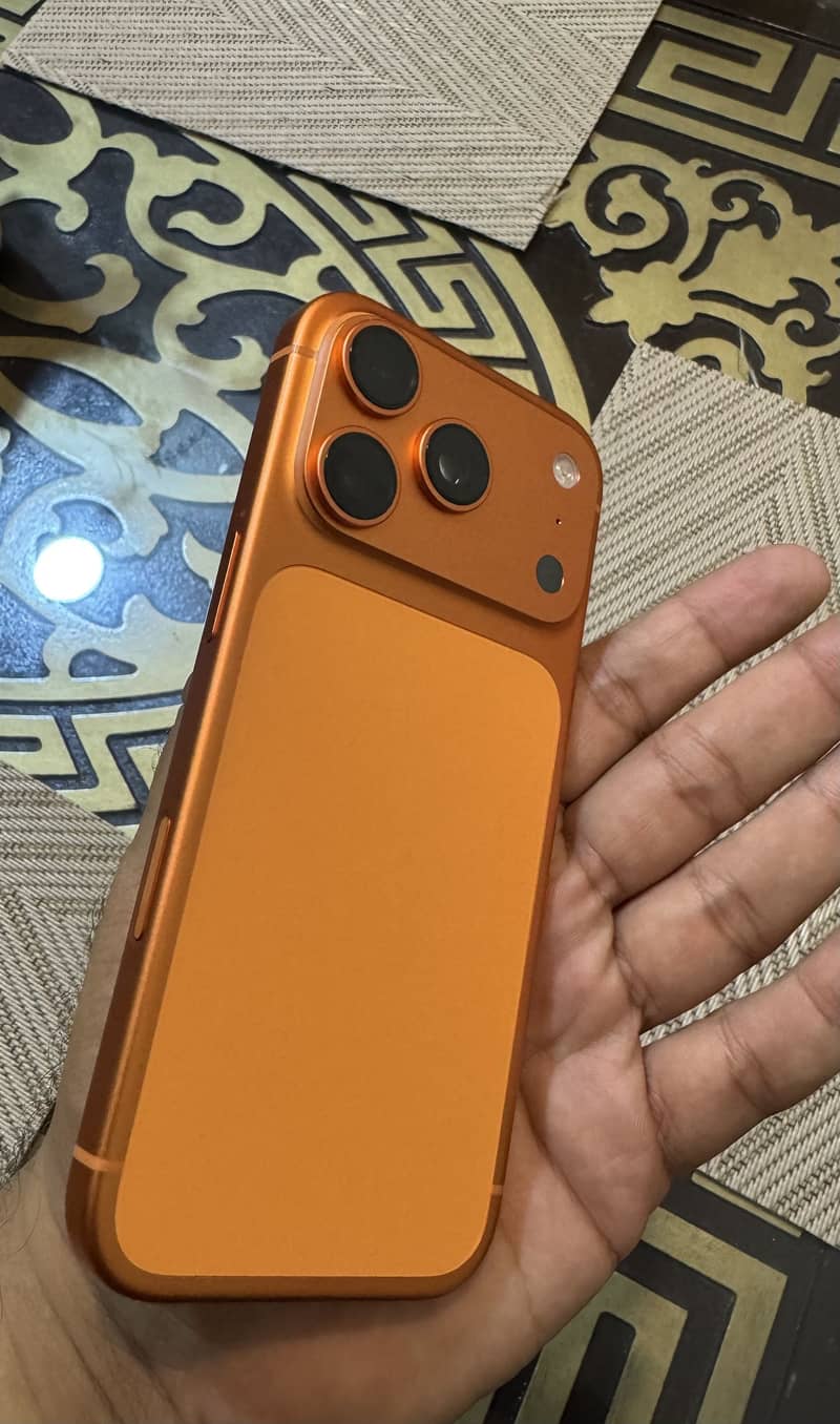 Apple iPhone 17 Pro 4