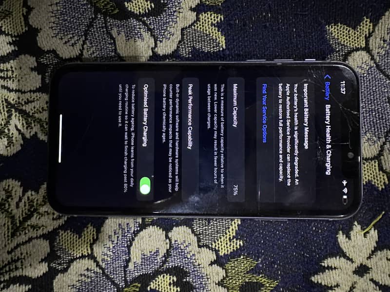 Apple iPhone 11 4
