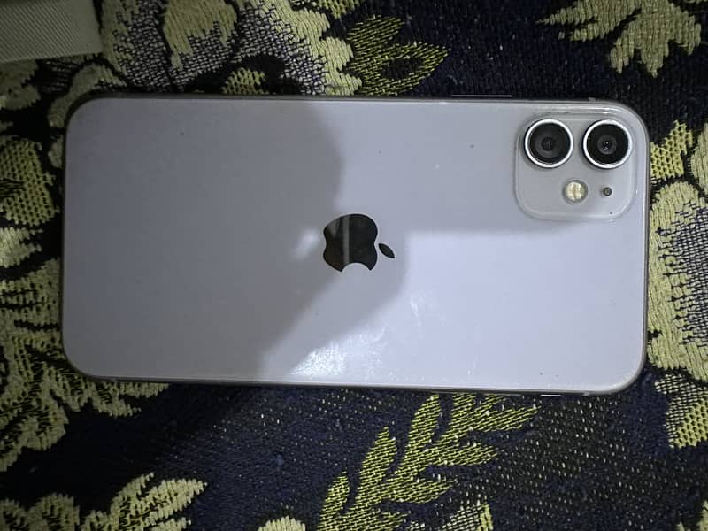 Apple iPhone 11 5