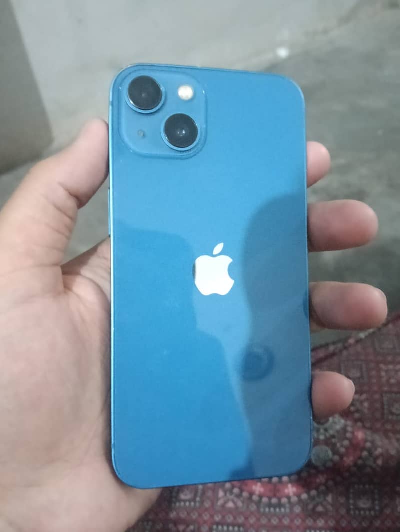 Apple iPhone 13 1