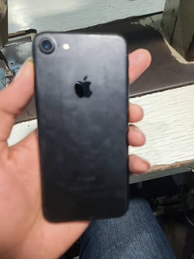 Apple iPhone 7