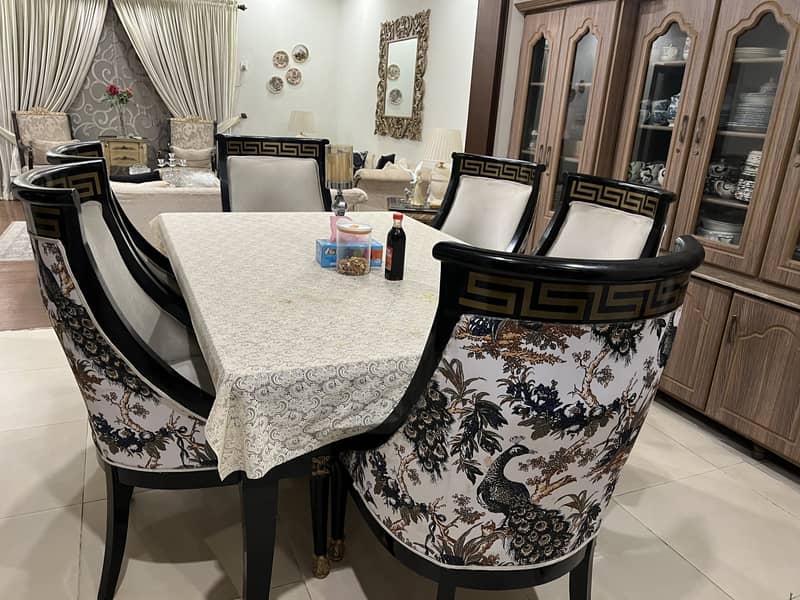 Dining table set 0