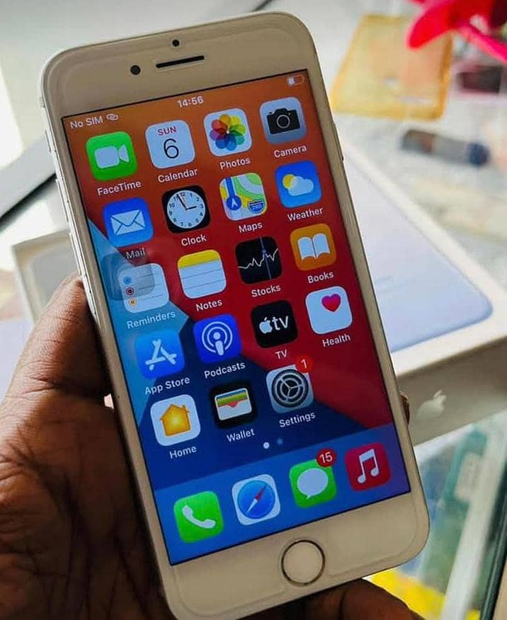 Apple iPhone 7 Plus 1