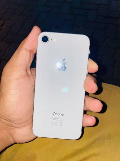 Apple iPhone 8
