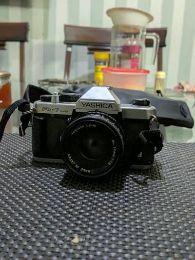 Yashica FX-7 Super 35mm Film SLR Camera + 50mm f/1.9 ML Prime Lens+ zo