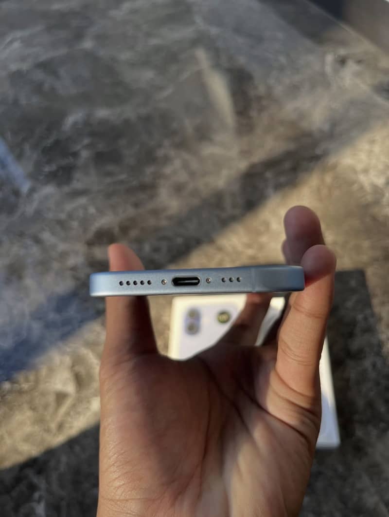 Apple iPhone 17 4