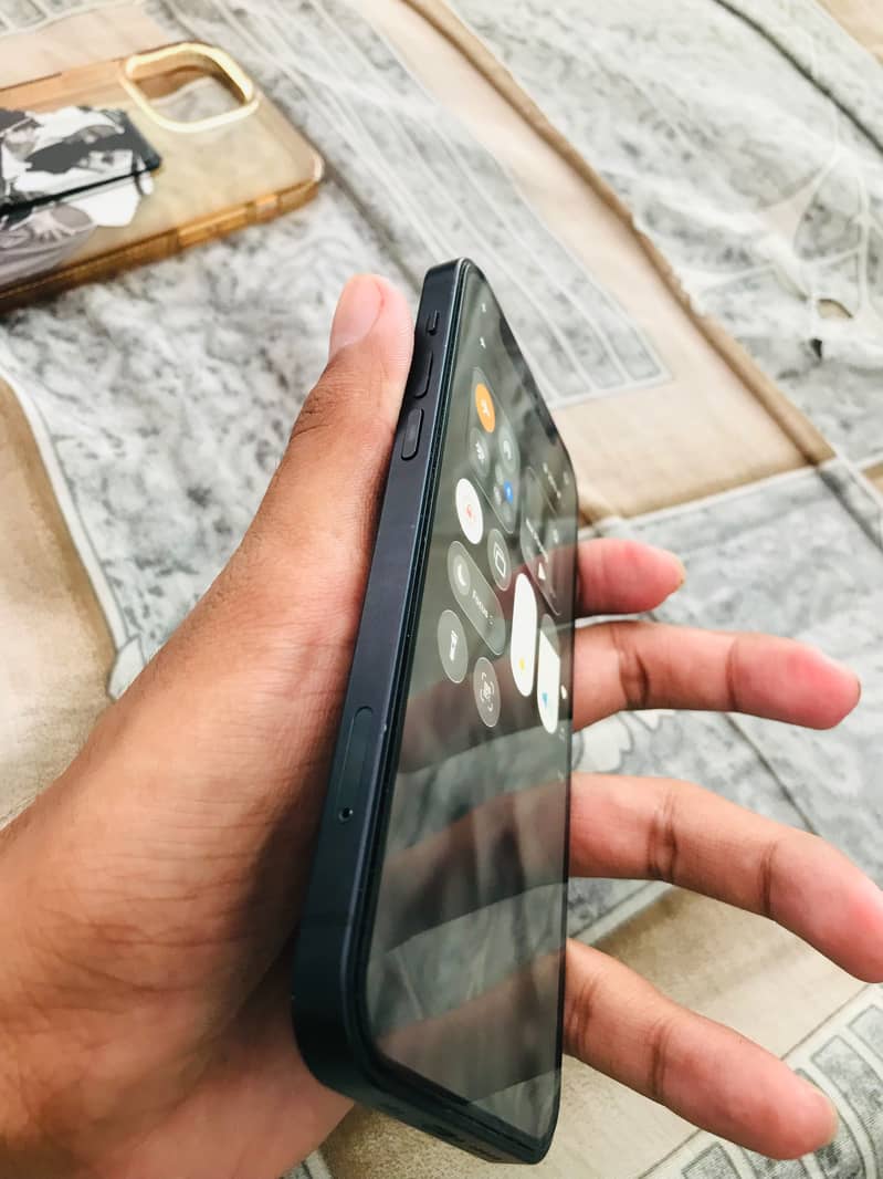 Apple iPhone 12 0