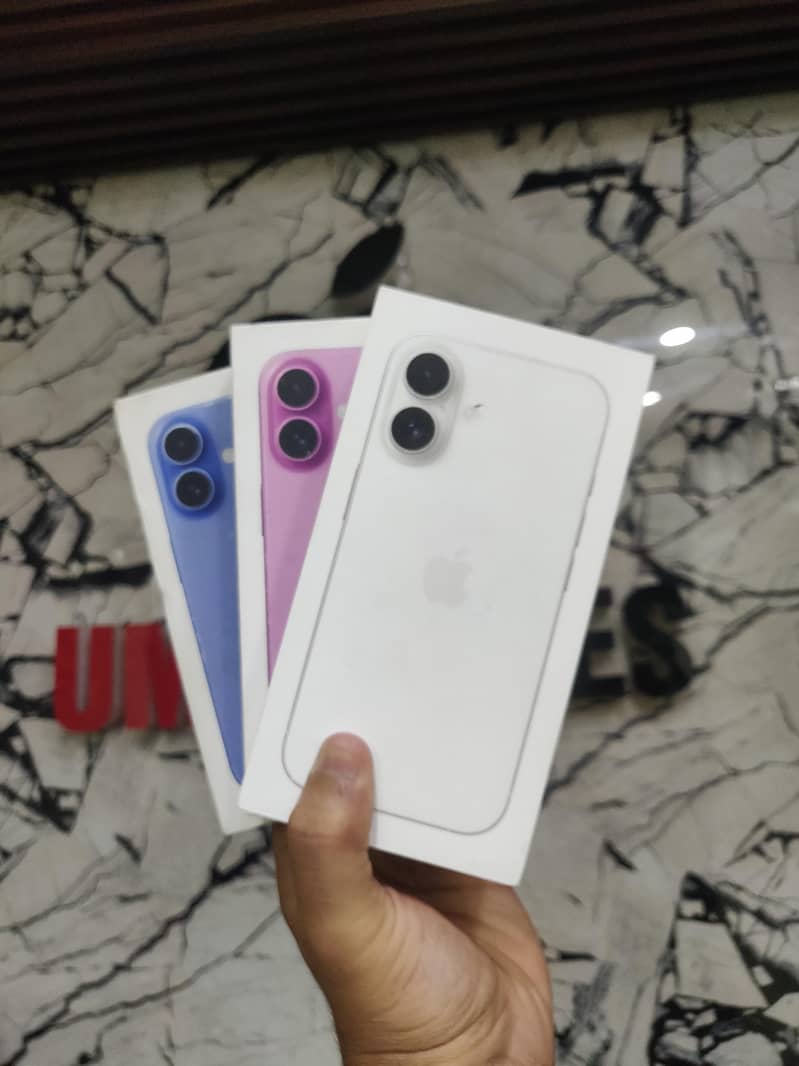 Apple iPhone 16 0