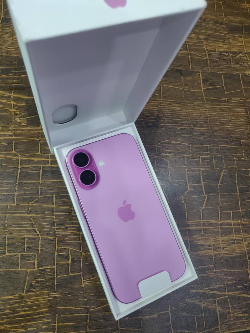 Apple iPhone 16 1