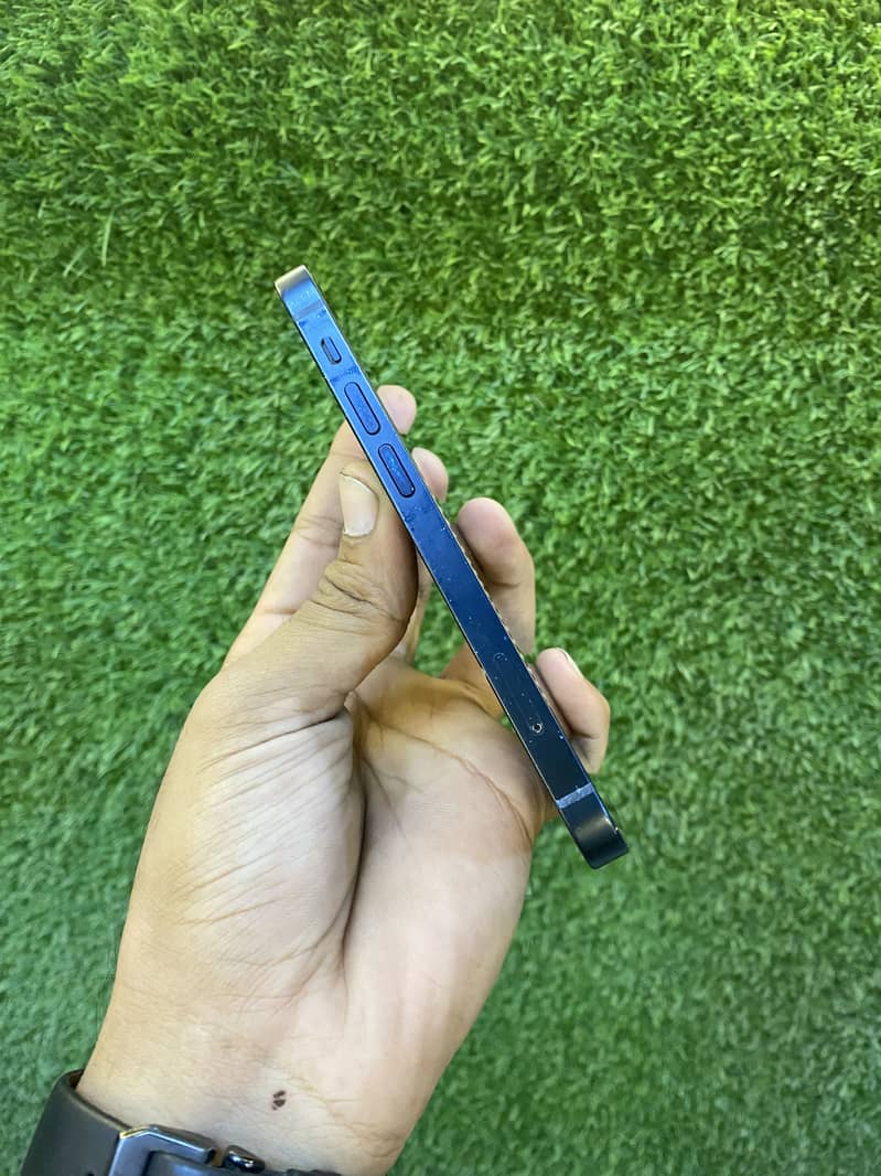 Apple IPHONE 13 MINI 5