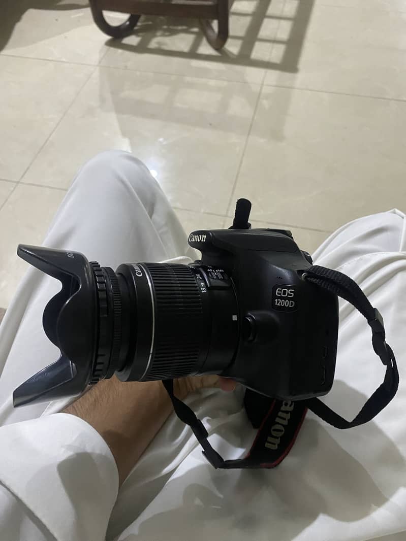 Canon EOS 1200D 2