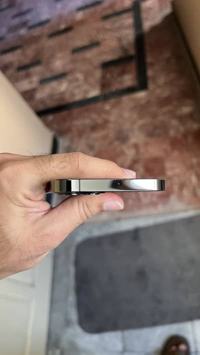 Apple iPhone 12 Pro jv