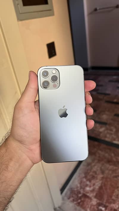 Apple iPhone 12 Pro jv