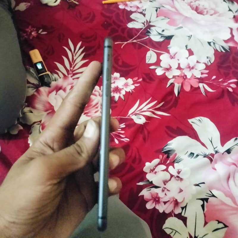 iphone 8 plus 2