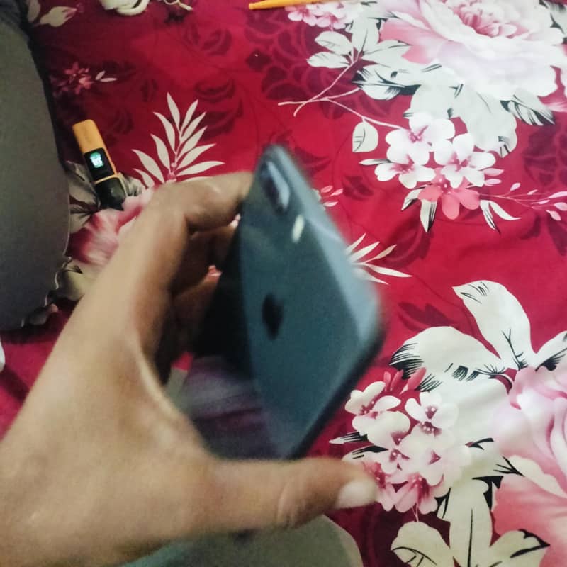 iphone 8 plus 3