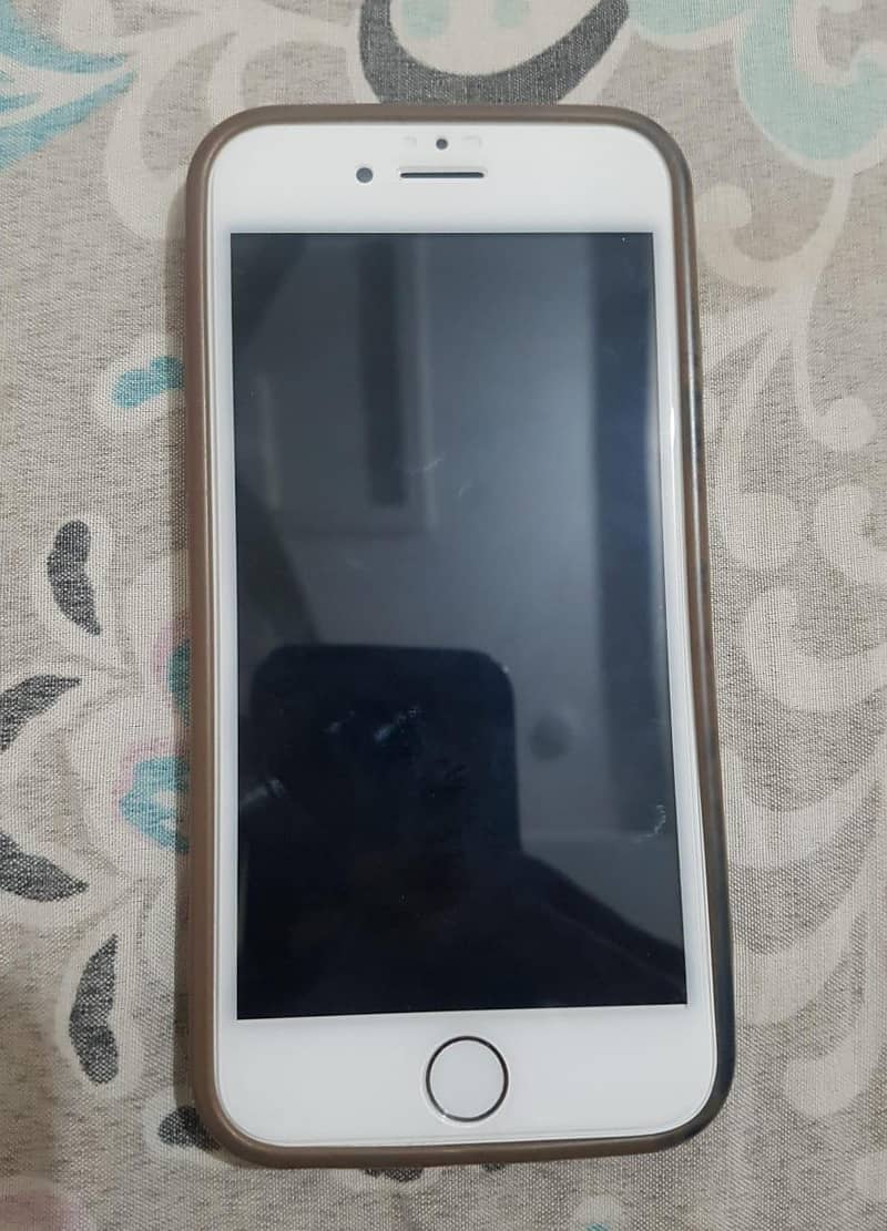 Apple iPhone 7 2