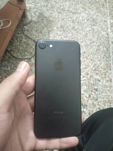Apple iPhone 7