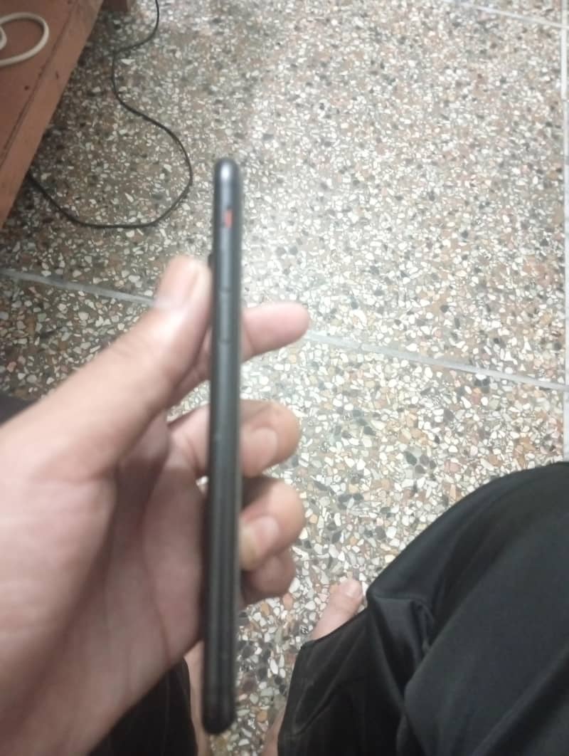 Apple iPhone 7 1