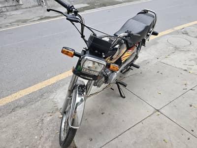 Honda CD 70 1900km driven Total Genuine 2020