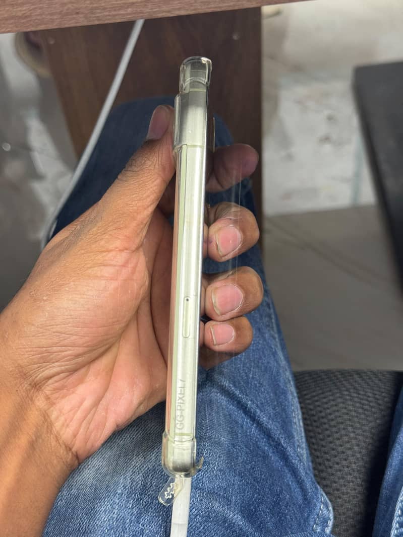 Google Pixel 7 3