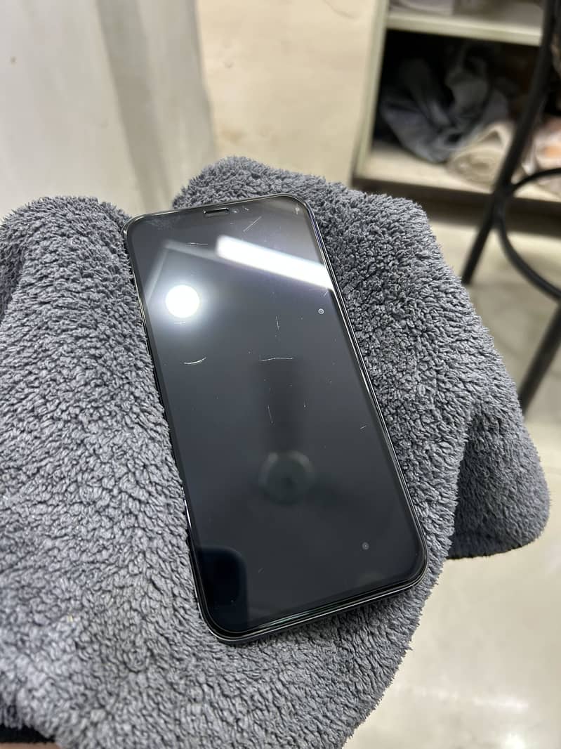 Iphone 11 4