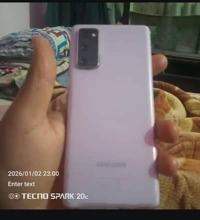 Samsung Mobile S20 FE 12.256 all ok bs screen scratch ha baqi total