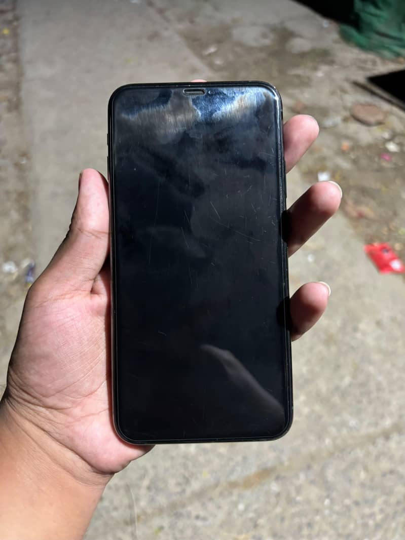 iphone 11 pro max 2